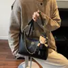 Bolsa Pequena Bordada com Pedras 2025 Nova Moda Versátil Bolsa Transversal de Alto Padrão para o Dia a Dia Bolsa de Ombro/Axila Feminina