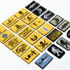 Insignia de velcro estéreo con bordado de letras en inglés, insignia de velcro personalizada con letras en inglés, sello moral