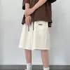 Shorts de seda gelada estilo Hong Kong para homens, verão slim-fit moderno versão coreana, caimento solto, adequado para corrida, casual e versátil