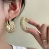Brincos Europeus e Americanos Retrô de Alto Nível Luxo Acessível Ins Personalizados Diamante em Forma de C Vazados Estilo Metal Novo Brincos para Mulheres