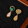 2024 Nuevo Estilo Elegantes Aretes Antiguos de Aleación con Incrustaciones de Perlas de Imitación Diseño Simple Aretes de Perlas de Imitación Verdes