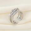 Anillo de lujo ligero de estilo coreano y japonés, elegante anillo multicapa con microincrustaciones de circonitas, anillo personalizado de moda para mujer con diseño de celebridad de Internet.