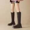 Nuevas botas de otoño con tacón grueso y suela gruesa de 5.5 cm de altura, botas de moda sencillas, botas altas versátiles para mujer, una herramienta mágica para alargar las piernas