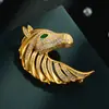 Broche de Cabeça de Cavalo de Zircônia de Alto Padrão, Alfinete Vintage de Cabeça de Cavalo em Ouro Fosco, Acessórios de Vestuário para Banquetes de Negócios, Fonte de Suprimento e Dropshipping
