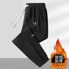 Calça Jogger de Veludo Cotelê Forrada com Fleece Nova para Homens 2025, Estilo Outono e Inverno, Calça Casual Patchwork, Calça de Moletom Esportiva, Calça Longa Solta