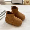 Botas de Cano Alto Birkenstock para Crianças 2026 Outono Novo Estilo Botas Individuais de Moda Britânica para Meninas Botas de Couro Versáteis para Crianças Pequenas Comércio Exterior