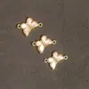 Acessórios Europeus e Americanos de Duas Furações Pingente Borboleta Rosa em Acrílico Colar Pulseira Acessórios em Liga Metálica Venda por Atacado