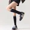 Calcetines de Pantorrilla Retro con Volantes de Color Contrastante Empalmados para Mujer Otoño e Invierno Ropa Exterior Rayas Verticales Apariencia Adelgazante Estilo Coreano Estilo Preppy Calcetines Hasta la Rodilla