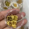 Shuibeike Mesmo Estilo Ouro Puro 2mg Riqueza Princesa Por Favor Fique Rica Riqueza Adesivo de Celular Presente Promocional Atacado