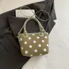 Bolso tipo cubo informal de moda para el día a día, diseño de lunares transfronterizo 2026, un artículo popular para otoño e invierno