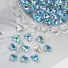 Venta caliente transfronteriza corazón torcido fondo puntiagudo diamante de cristal superficie de corte múltiple alta transparencia forma especial pila de arte de uñas Corazón de diamante melocotón arte de uñas Diamante