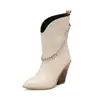 Botas de corrente estilo europeu e americano, bico fino, salto grosso, botas curtas femininas plus size 4006