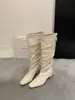 Outono/Inverno 2026 Novas Botas Longas Koreanas de Nicho Retrô de Cano Largo Salto Grosso Bico Fino Botas de Cano Médio Botas de Cavaleiro Estilo Spicy Girl para Mulheres