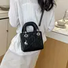 Bolsa de Mão Bordada com Diamantes Cruzados Nova da Primavera de 2026 Bolsa Chique Tendência Bolsa de Ombro Transversal da Moda Feminina