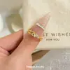 Anillo Mobius Elegante Estilo Coreano con Diseño de Cruz en Forma de Rombo para Mujer, Presenta un Diseño Tejido de Lujo Ligero, Adecuado para el Viaje Diario, Anillo Abierto