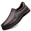 Zapatos de Cuero de Negocios Transfronterizos de Otoño para Hombre, Piel de Vaca de Primera Capa, Papá de Mediana Edad, Suela Gruesa, Antideslizantes, Transpirables, Zapatos Formales Bajos