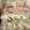 Estilo Ins Algodón Puro Gatito Lindo Juego de Cama Cuatro Piezas Funda Nórdica de Dibujos Animados para Niña Sábana para Cama de Dormitorio de Estudiante Ropa de Cama 4