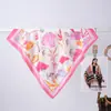 [Coleção de 70 Peças] Lenço de Seda Novo Estilo para Mulheres, Fashion e Versátil, Toque de Luxo, 70 Lenços Quadrados, Lenço de Pescoço Estilo Coreano, Retrô Primavera e Outono
