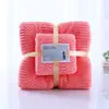 Venta al por mayor del fabricante Toalla Gruesa de Terciopelo de Coral Juego de Toallas de Baño para el Hogar Color Sólido Suave Absorbente Secado Rápido Toalla de Playa