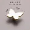 Manija de Agujero Único para Armario Guardarropa de Lujo Ligero Nórdico Minimalista de Alta Venta, Manija Cuadrada de Pétalo Azul Blanco de Dibujos Animados de Mariposa
