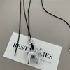 Collar de Metal Personalizado Caballo Pequeño Flor para Mujer 2026 Estilo Nuevo Único Sentido de Diseño Nicho Cadena para Clavícula Cadena Larga para Suéter