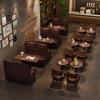 Mesas y Sillas de Madera Maciza Personalizadas por el Fabricante, Venta al por Mayor Comercial de Madera Tablero Combinada con Tema Retro Mesas y Sillas para Cafeterías y Restaurantes Asientos de Tarjeta