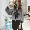 Primavera 2026 Nueva Ropa para Mujer Estilo Coreano Cuello en V Camisa de Gasa Manga de Campana para Mujer Top Holgado para Mujer