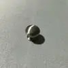 Popular Liga de Zinco Moderno Simples Níquel Escovado Sólido Furo Único Redondo Puxador de Gaveta Porta de Armário Porta de Guarda-Roupa Puxador de Instalação