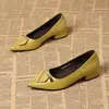 Chegada Nova Primavera/Outono 2026 Bico Fino Baixo Salto Bloco Antiderrapante Estilo Preguiçoso Slip-On Fivela Quadrada Sapatilhas Femininas