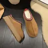 Zapatillas Grandes de Algodón para Mujer Invierno Uso Exterior Terciopelo Grueso 2026 Nuevo Estilo Invierno Punta Cerrada Moda Zapatillas Medias Mujer Suela Gruesa Zapatillas de Algodón