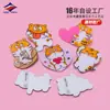 Fábrica Long Zhiyu Produce Broches Creativos de Acrílico Transparente, Insignias de Accesorios de Tigre de Dibujos Animados Lindos Estilo Japonés Personalizados