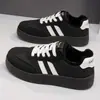 Tênis de Treino Estilo Alemão com Solado Grosso para Mulheres Outono/Inverno 2026 Novos Sapatos Brancos Estilo Academia Versátil Tendência Tênis Esportivos de Board MR538