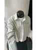 Camisa masculina tendência de cor sólida com mangas compridas, nova coleção de outono, corte solto, inspirada em Hong Kong, peça de outer wear da moda, estilosa e casual.