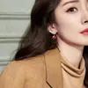 Aretes de Cinabrio para Mujer, Aretes Wangcai Xuanxue, Nuevo Estilo Caliente de Gama Alta, Nuevos Aretes Rojos Chinoserie, Accesorios de Otoño e Invierno
