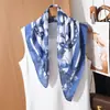 Lenço Quadrado Elegante Floral 70cm para Mulheres, Lenço de Seda Suave e Gracioso, Novo Lenço Decorativo Versátil de Primavera e Verão, Lenço de Pescoço para Mulheres