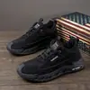 Zapatos de Hombre para Otoño e Invierno Transfronterizos 2026 Nuevo Estilo Zapatos de Algodón Sencillos Zapatos Deportivos Zapatos de Running y Senderismo para Hombre Zapatos Casuales de Cuero para Papá