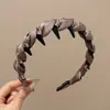 Diadema Estilo Chanel para Mujer 2026 Modelo Nuevo, Pinza para el Cabello de Lujo Ligero de Gama Alta, Accesorio para el Cabello Elegante y con Estilo