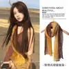 Lenço Xale de Seda Amarelo-Café para Viagem no Deserto Noroeste, Estilo Doce e Fresco, Lenço Plissado Versátil, Cachecol de Pescoço com Personalidade de Nicho, Novo Produto