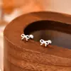 Aretes de Tachuela de Moño para Mujer Moda Simple Exquisitos Pequeños con Cierre de Rosca Aretes para Perforación de Oreja Cuidado de Aretes Venta al por Mayor