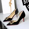 9269-AK301 Zapatos de tacón de aguja para mujer estilo europeo y americano para banquetes con hebilla cuadrada de pedrería metálica, diseño de slip-on con recortes laterales