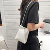Bolsa de mensageiro móvel da moda 2022 Primavera Estilo Ocidental Simples Cor Sólida Pequena Bolsa Quadrada Casual Elegante Mini Bolsa de Ombro para Mulheres