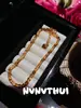 Pulsera dorada con forma de copo de nieve cincelado de estilo antiguo y brillante, pulsera de cuentas de frijol de la suerte de estilo chino nuevo y dopamina
