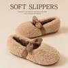 Pantuflas de algodón con lazo, nuevo estilo 2026, pantuflas de interior para mujer otoño/invierno, antideslizantes, de felpa, con suela suave, silenciosas y cálidas