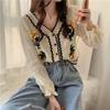 Camisa Retro Francesa Bordada con Cuello en V para Mujer Nuevo Otoño Temprano Elegante Combinable Manga Abullonada Abrigo Delgado de Punto Top