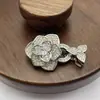 Fecho para Colar de Pérolas Banhado a Ouro 18K High-End Flor Rosa Corrente de Contas Fecho Conector Corrente DIY Fecho de Ponta para Contas Pequenas