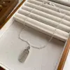 Nuevo Collar de Muñeca Versátil y Genial para Mujer, Colgante de Diseño Simple de Moda Retro, Cadena para el Cuello de Diseño Personalizado de Nicho