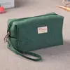 Bolsa de maquillaje de mano de tela Oxford para mujer, bolsa cuadrada pequeña simple, bolsa de almacenamiento de cosméticos portátil de gran capacidad, venta al por mayor, se puede imprimir con texto