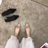 Encuentro de Verano Sandalias Planas Negras de Malla con Punta Cerrada para Mujer 2026 Nuevo Estilo Chic de Noche Punta Puntiaguda sin Espalda
