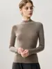 Suéter de lana de cuello medio para mujer, nuevo suéter corto de moda, capa base sin costuras ajustada