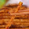 Dr. Tiras de tendão de boi apimentadas da Jin Feng, palitos apimentados, embalagens pequenas de tendão de boi vegetariano, tendão de tofu, rolinhos de glúten apimentados, petiscos nostálgicos para satisfazer desejos.